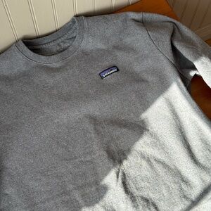 Patagonia Heather Gray Crewneck